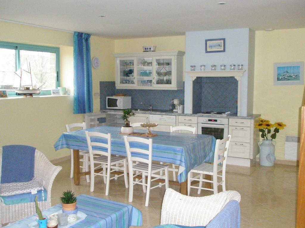 Gite Le Mascaret Roz-sur-Couesnon Room photo